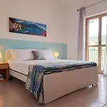 Riviera Apartment Ricadi