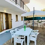 Riviera Apartment *
