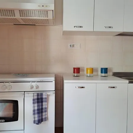 Apartment Riviera By Quokka 360 - A Short Distance From The Sea